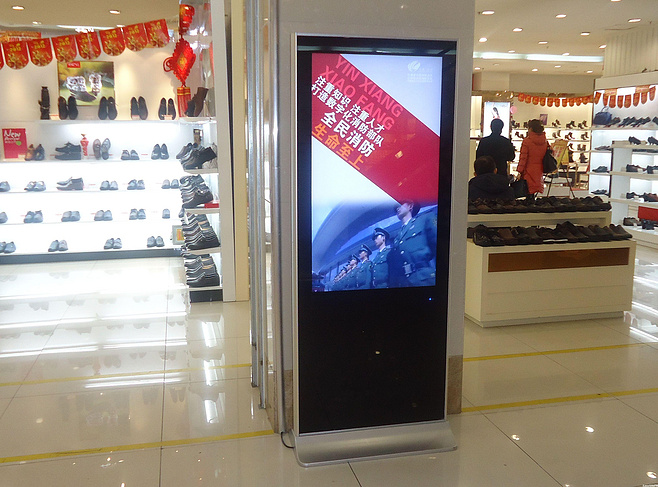 液晶廣告機(jī)方案，市場(chǎng)的營(yíng)銷神器